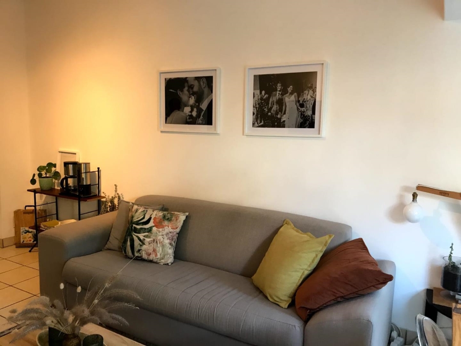 To Let 2 Bedroom Property for Rent in Sea Point Western Cape